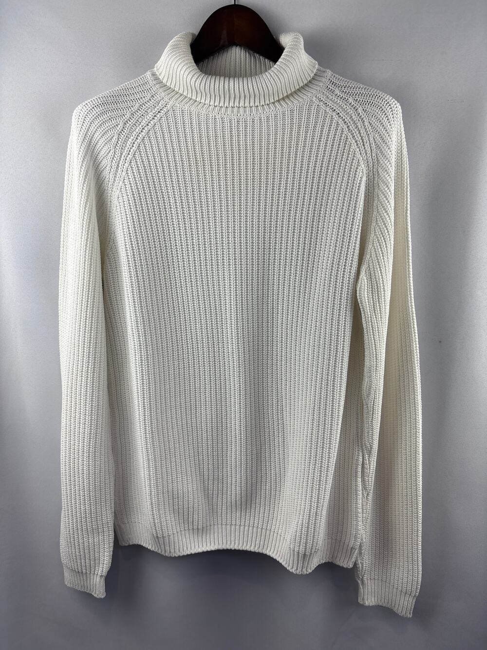 Women’s Zara Large White Knit Turtleneck Sweater